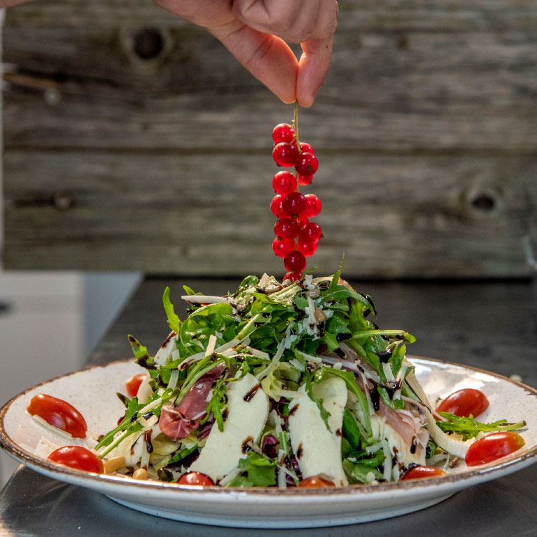 Salat Beeren Rucola